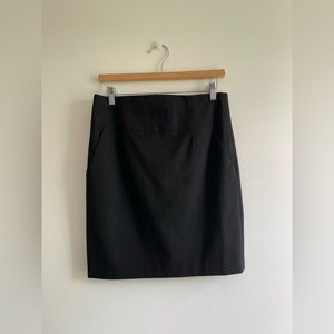 Banana Republic Black Mini Pencil Skirt 6P